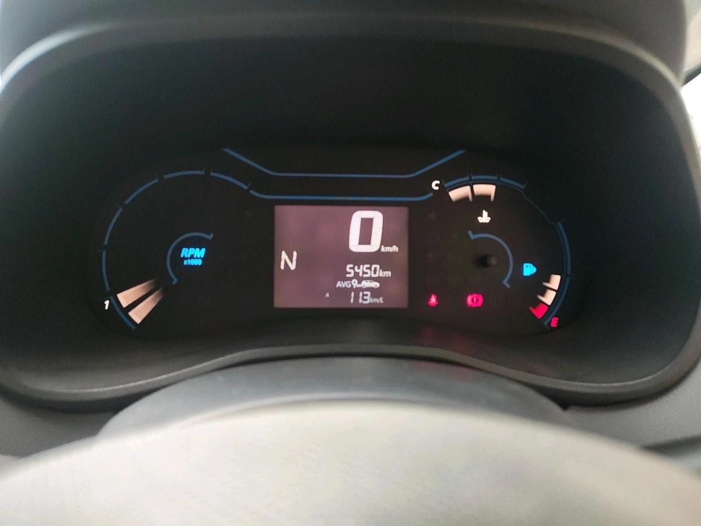 2021 Renault Kwid RXT 1.0 AMT (O), Petrol, Automatic, 5,450 km, interior