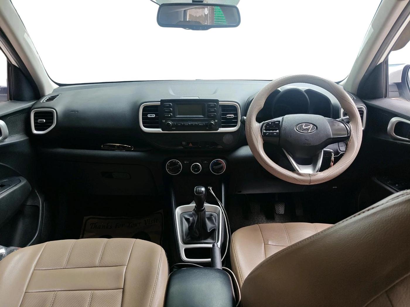 2019 Hyundai VENUE S 1.2, Petrol, Manual, 1,04,484 km, interior