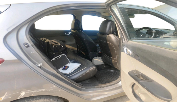 2018 Tata Tiago XZ DIESEL, Diesel, Manual, 89,383 km, interior