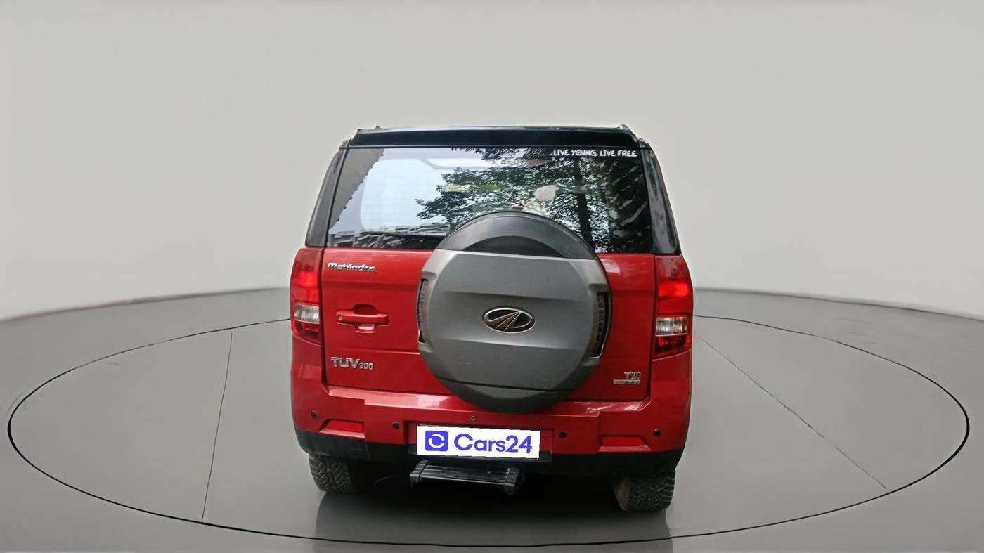 2017 Mahindra TUV300 T10 AMT DUAL TONE, Diesel, Automatic, 74,889 km, exterior