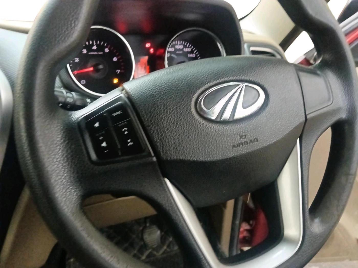2017 Mahindra TUV300 T10 AMT DUAL TONE, Diesel, Automatic, 74,889 km, interior