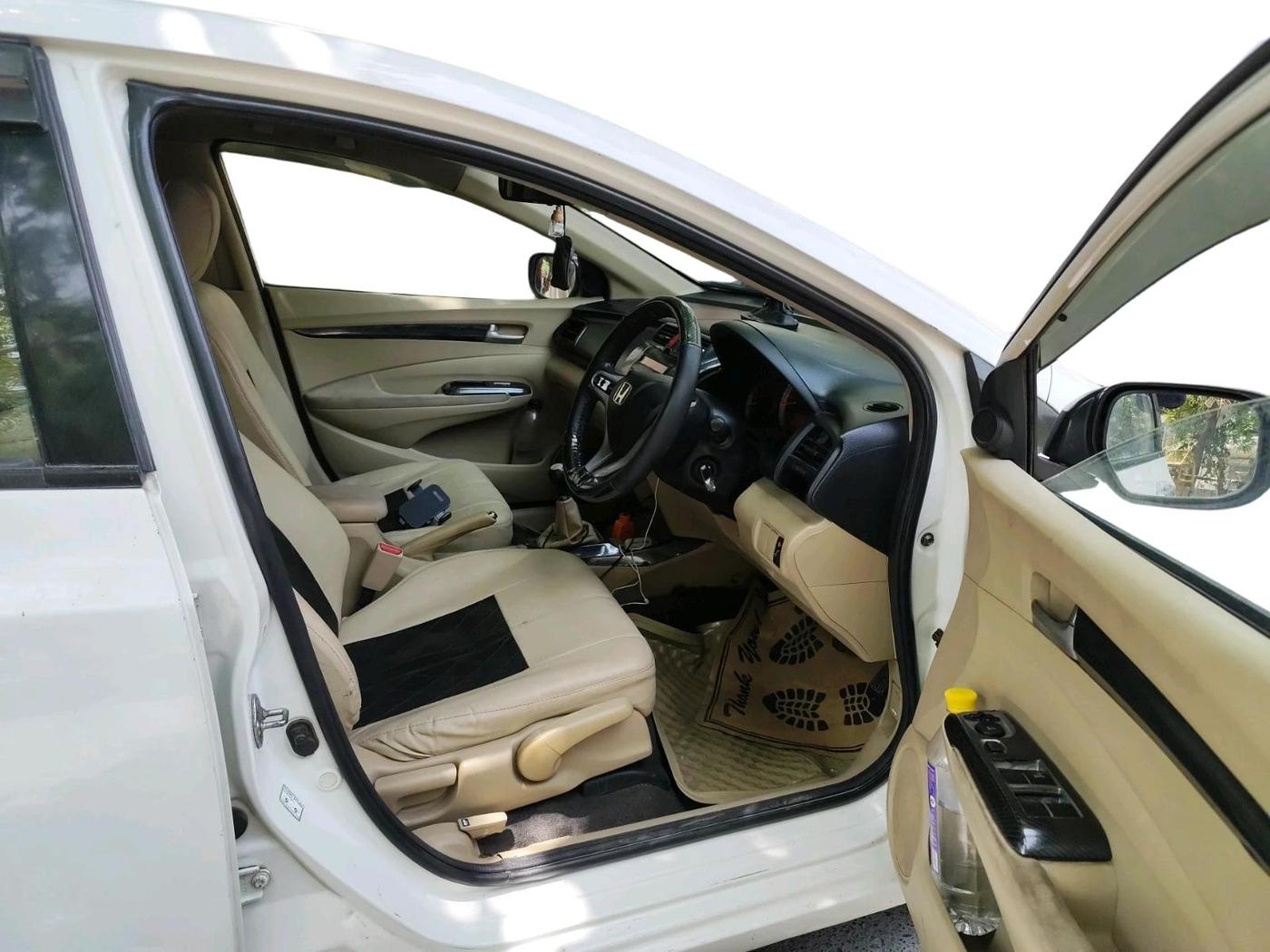 2011 Honda City 1.5L I-VTEC V MT, Petrol, Manual, 1,64,849 km, interior