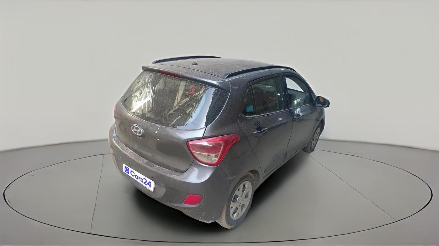 2015 Hyundai Grand i10 SPORTZ 1.2 KAPPA VTVT, Petrol, Manual, 1,16,330 km, exterior