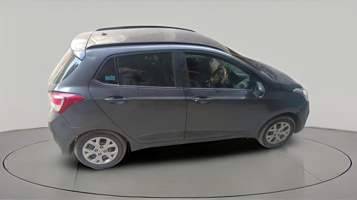 2015 Hyundai Grand i10 SPORTZ 1.2 KAPPA VTVT, Petrol, Manual, 1,16,330 km, exterior