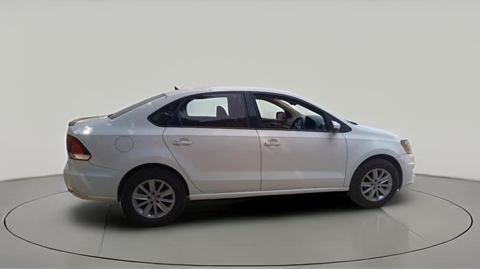 2016 Volkswagen Vento HIGHLINE PETROL AT, Petrol, Automatic, 1,18,008 km, exterior