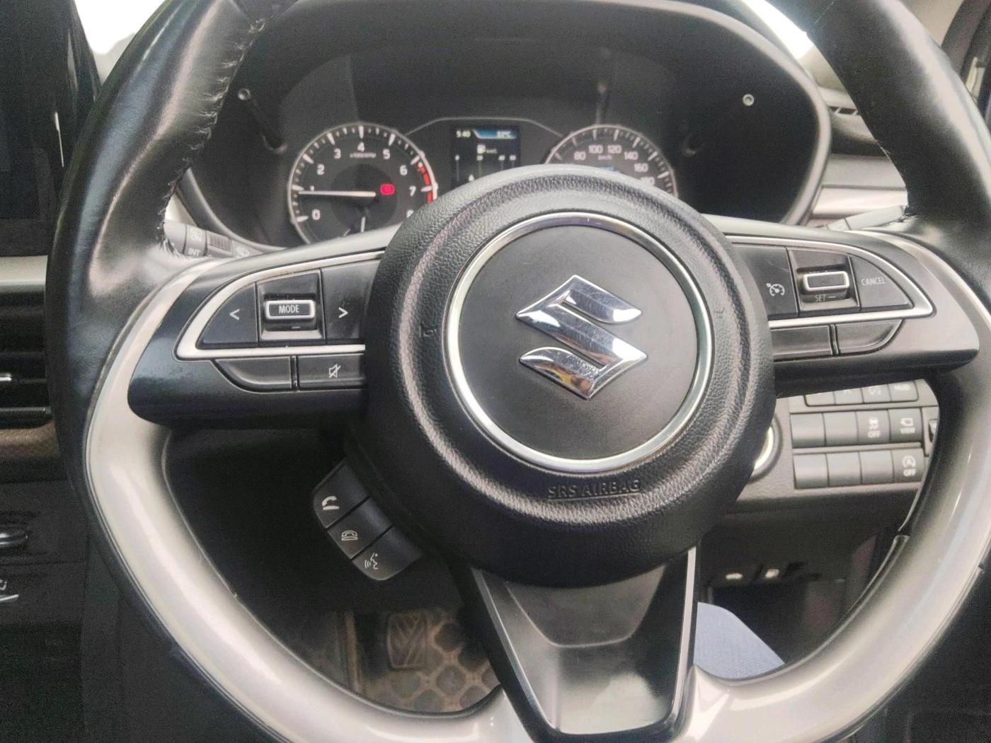 2023 Maruti BREZZA ZXI + SMART HYBRID, Petrol, Manual, 67,833 km, interior