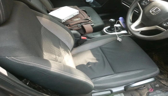 2018 Honda WR-V 1.5L I-DTEC VX MT, Diesel, Manual, 1,24,786 km, interior