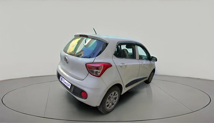 2018 Hyundai Grand i10 MAGNA 1.2 KAPPA VTVT, Petrol, Manual, 1,01,189 km, exterior