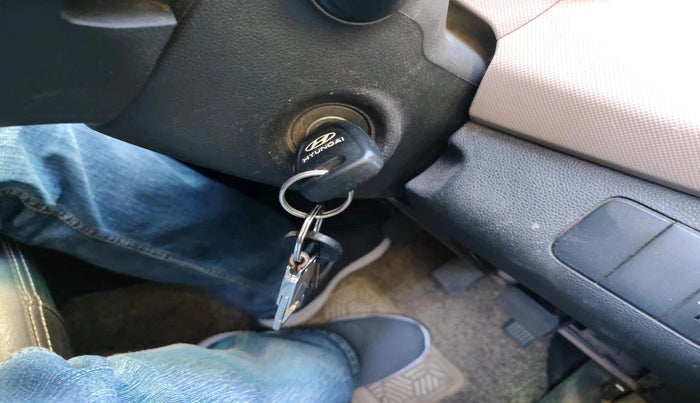 2018 Hyundai Grand i10 MAGNA 1.2 KAPPA VTVT, Petrol, Manual, 1,01,189 km, interior