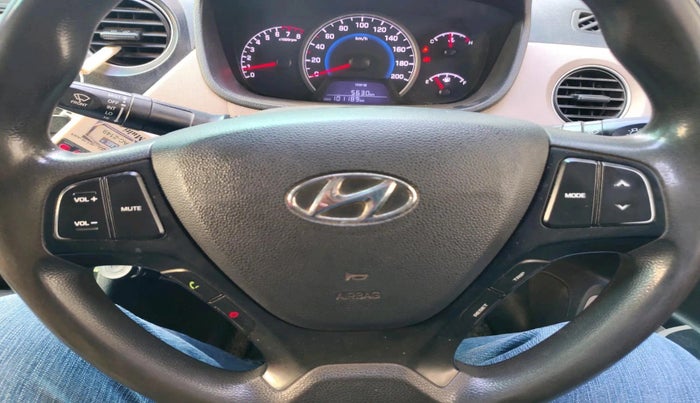 2018 Hyundai Grand i10 MAGNA 1.2 KAPPA VTVT, Petrol, Manual, 1,01,189 km, interior