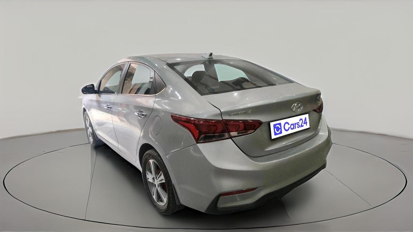 2019 Hyundai Verna 1.6 VTVT SX, Petrol, Manual, 33,530 km, exterior