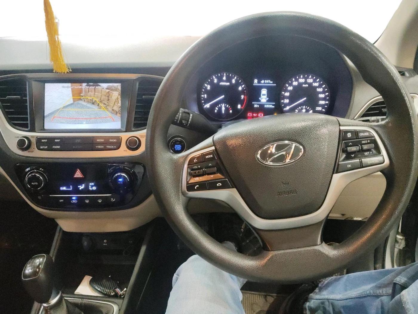 2019 Hyundai Verna 1.6 VTVT SX, Petrol, Manual, 33,530 km, interior