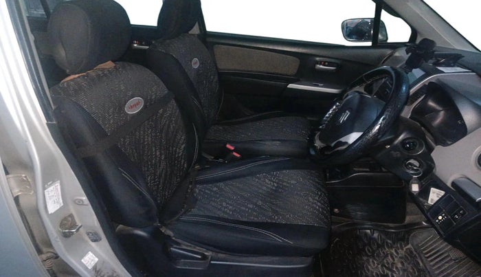 2013 Maruti Wagon R 1.0 LXI CNG, CNG, Manual, 2,18,913 km, interior