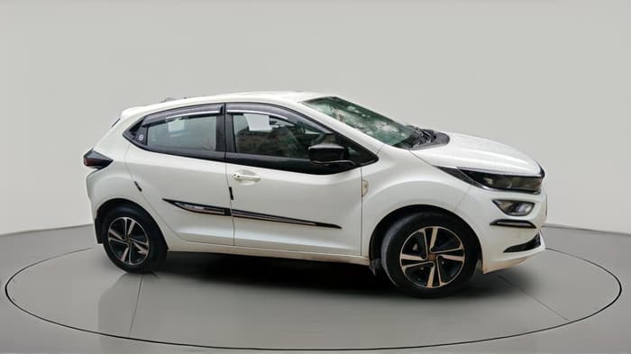 2024 Tata ALTROZ XZ CNG, CNG, Manual, 56,301 km, exterior