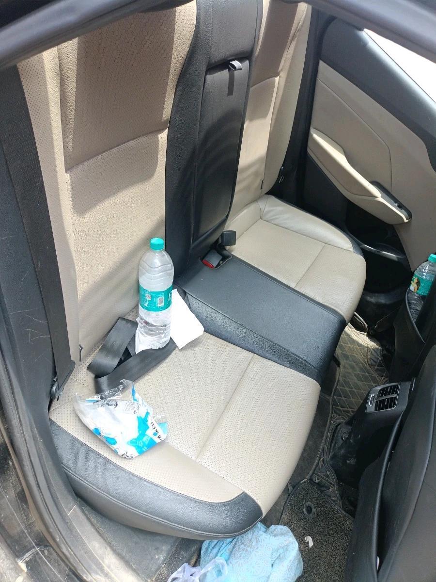 2019 Hyundai Verna 1.6 VTVT SX O, Petrol, Manual, 1,02,036 km, interior
