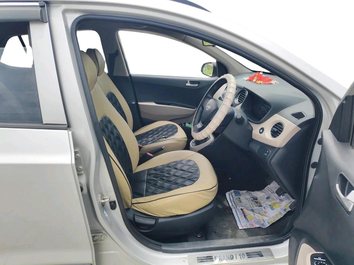2014 Hyundai Grand i10 SPORTZ 1.2 KAPPA VTVT, Petrol, Manual, 34,704 km, interior