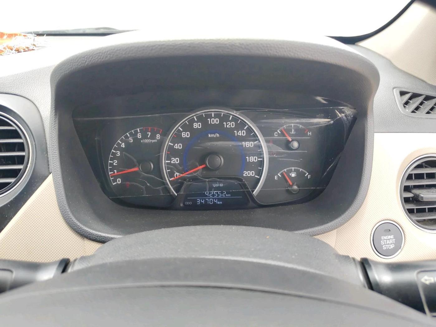 2014 Hyundai Grand i10 SPORTZ 1.2 KAPPA VTVT, Petrol, Manual, 34,704 km, interior
