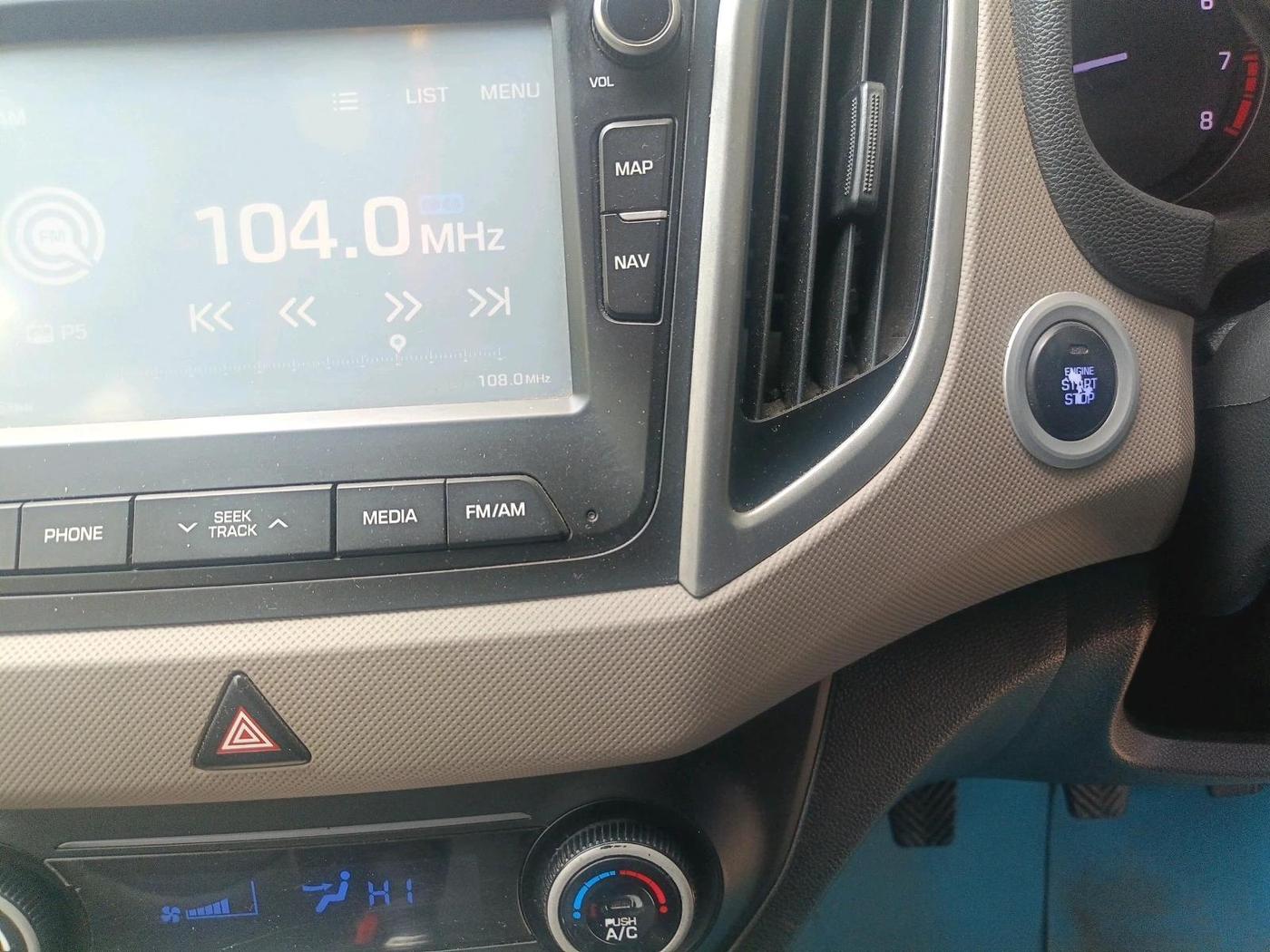 2016 Hyundai Creta SX PLUS 1.6 PETROL, Petrol, Manual, 41,333 km, interior