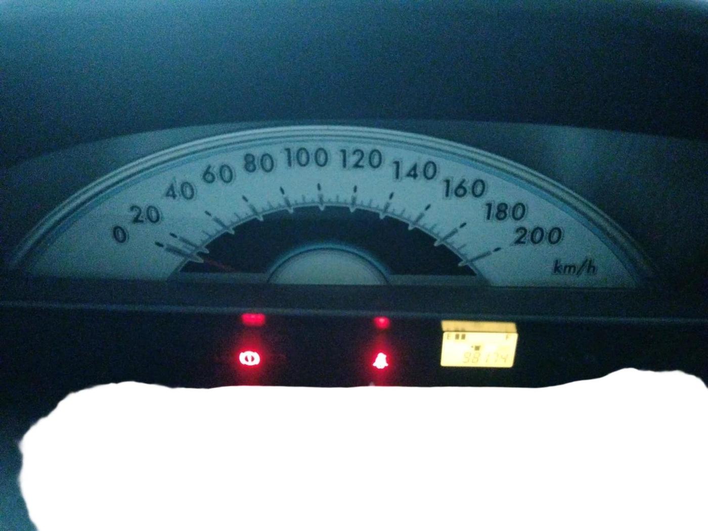 2011 Toyota Etios G, Petrol, Manual, 98,174 km, interior