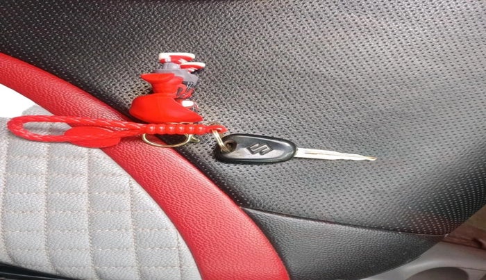 2011 Maruti Alto K10 VXI, CNG, Manual, 1,09,910 km, interior