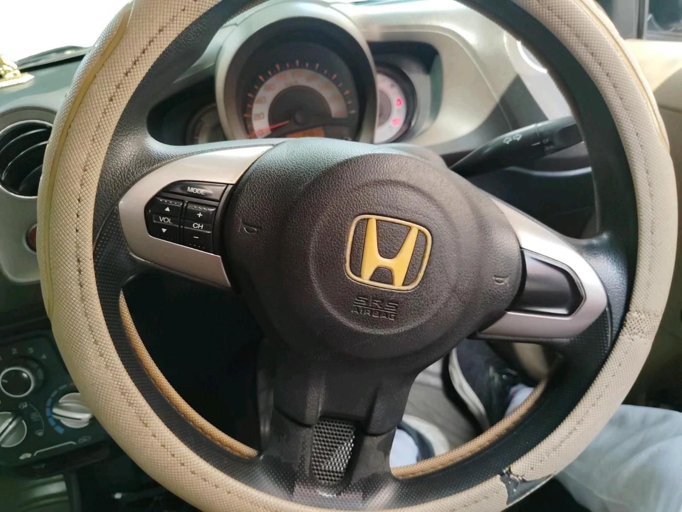 2012 Honda Brio S(O) MT, Petrol, Manual, 78,603 km, interior