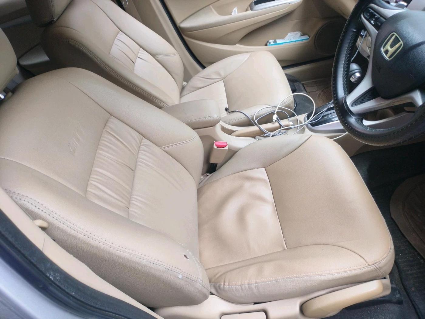 2011 Honda City 1.5L I-VTEC V AT, Petrol, Automatic, 1,19,674 km, interior