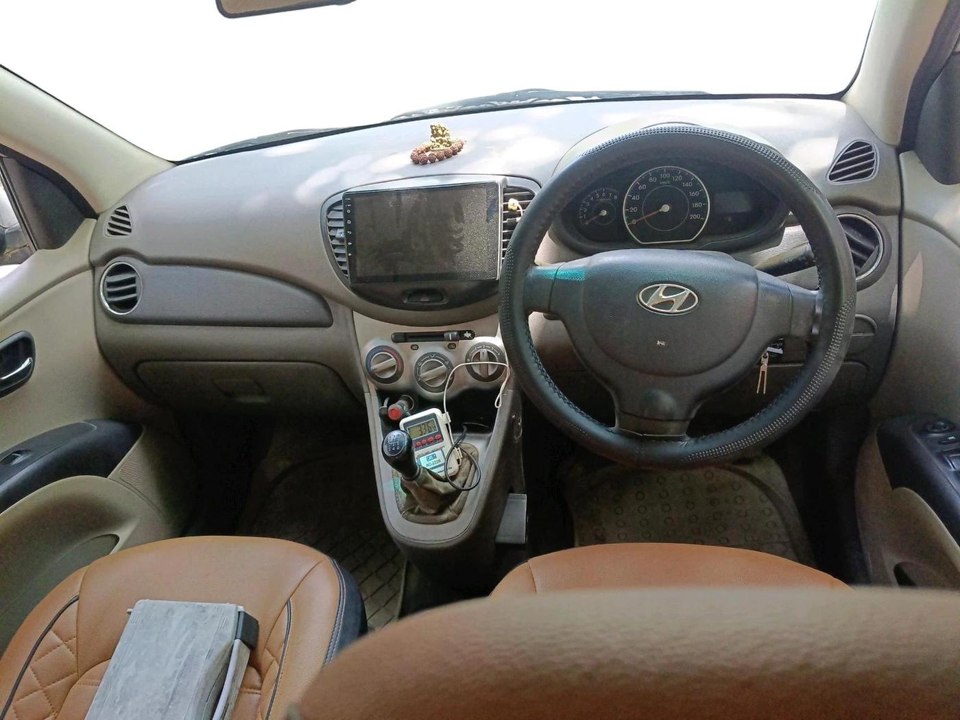 2012 Hyundai i10 MAGNA 1.2, CNG, Manual, 84,484 km, interior