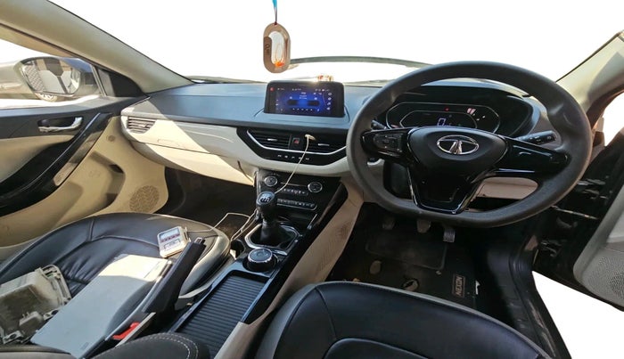2022 Tata NEXON XZ PLUS PETROL, Petrol, Manual, 35,177 km, interior