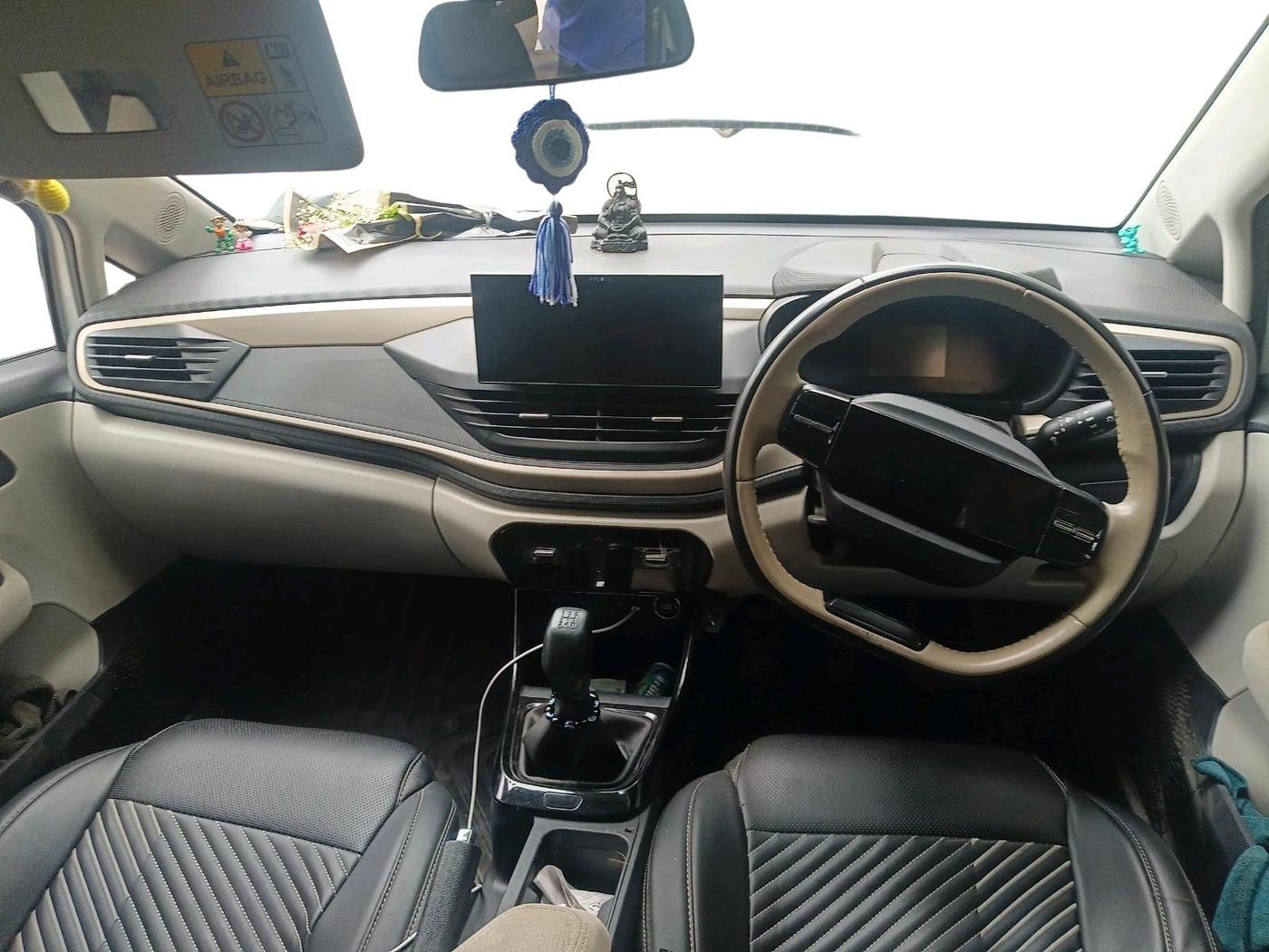 2025 Tata ALTROZ Pure S CNG 5MT, CNG, Manual, 18,314 km, interior