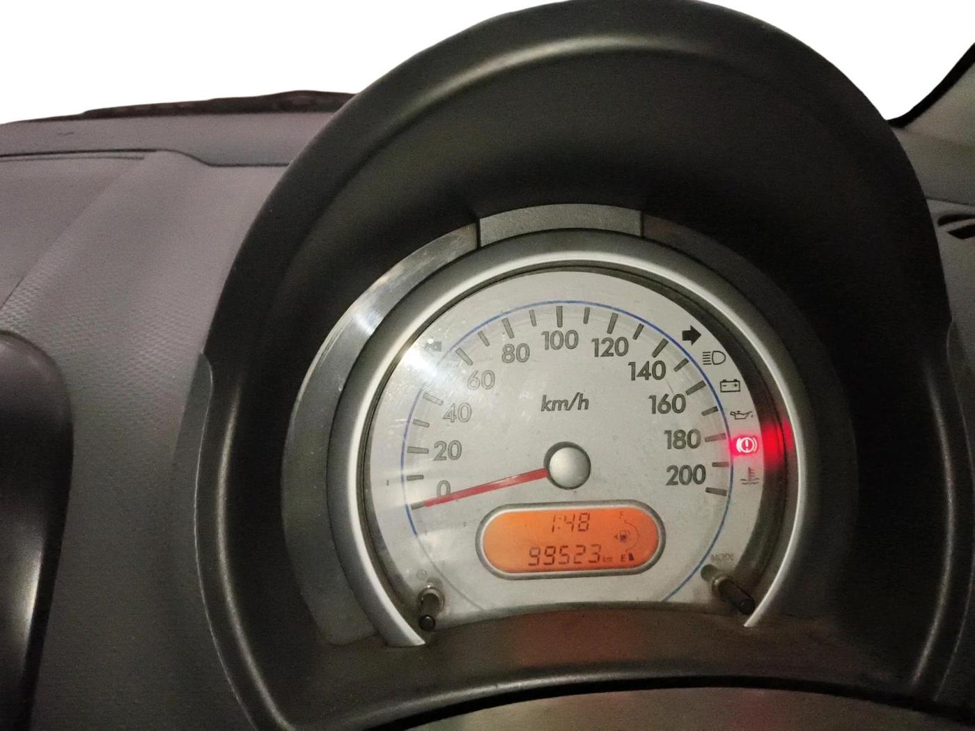 2011 Maruti Ritz LXI, Petrol, Manual, 99,523 km, interior