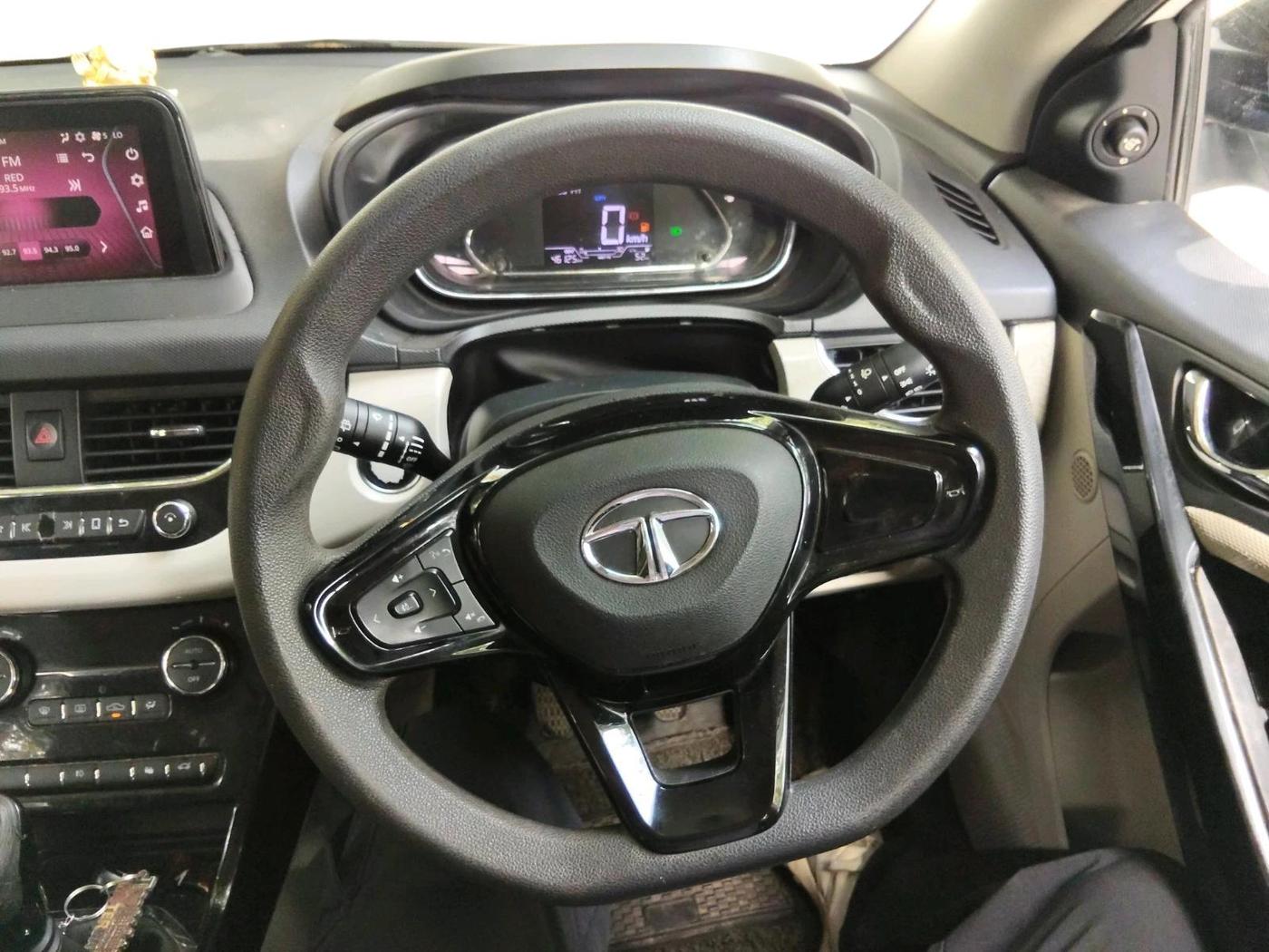 2020 Tata NEXON XZ PLUS PETROL, Petrol, Manual, 46,500 km, interior