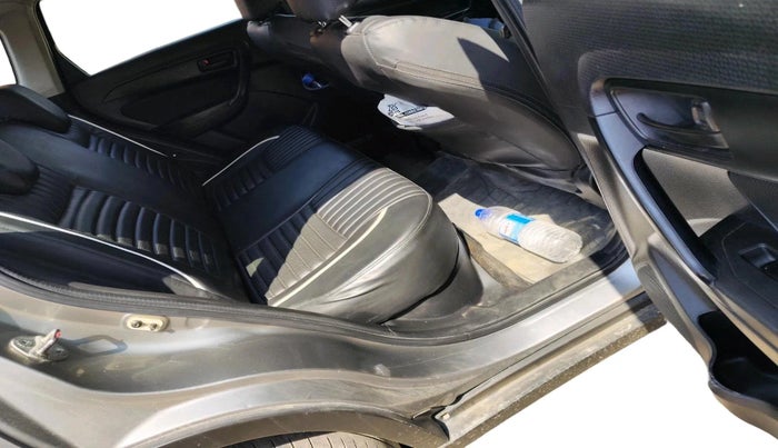 2018 Maruti Vitara Brezza VDI, Diesel, Manual, 1,11,875 km, interior