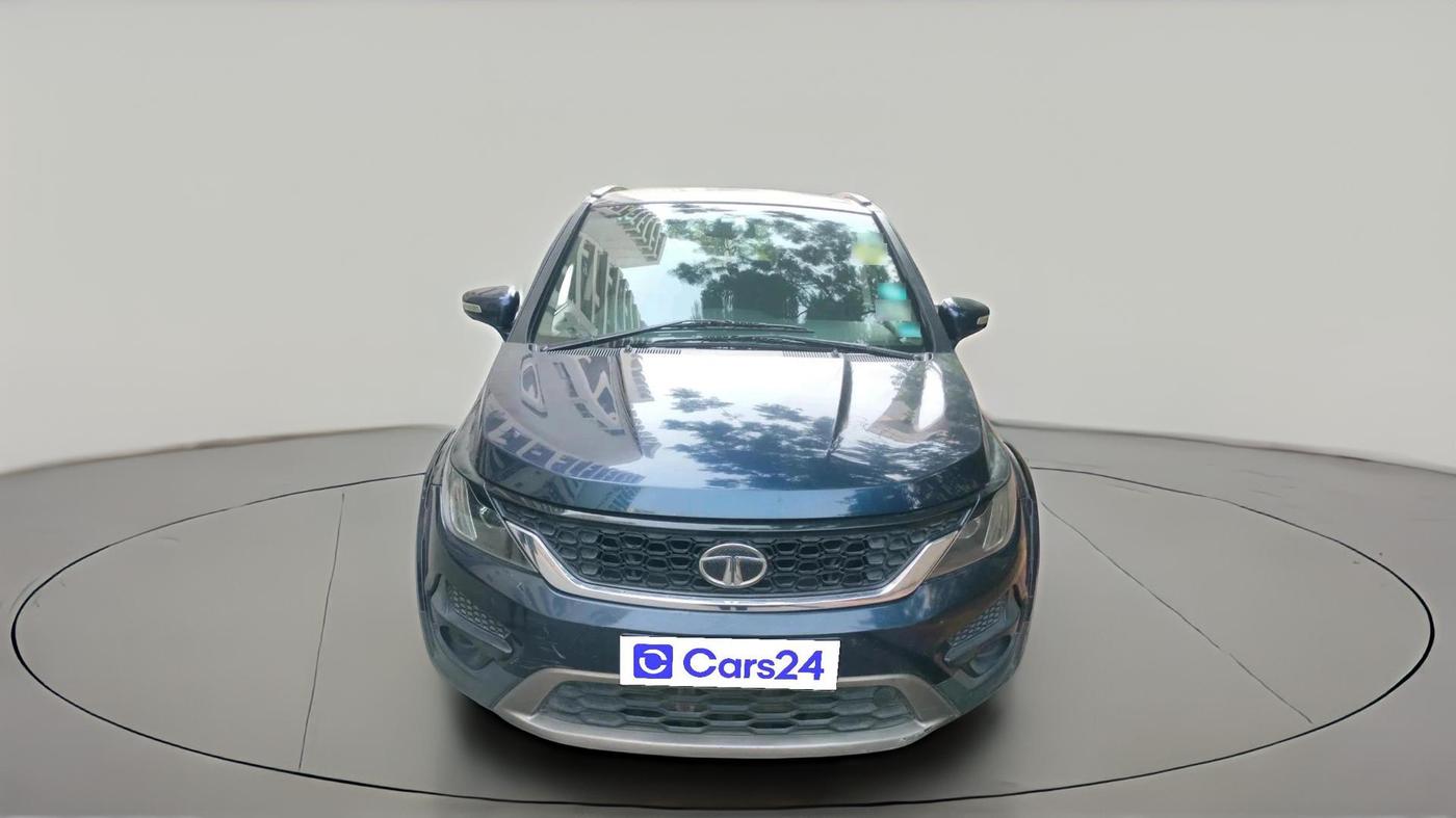 2017 Tata Hexa XM 4X2 7 STR, Diesel, Manual, 97,939 km, exterior