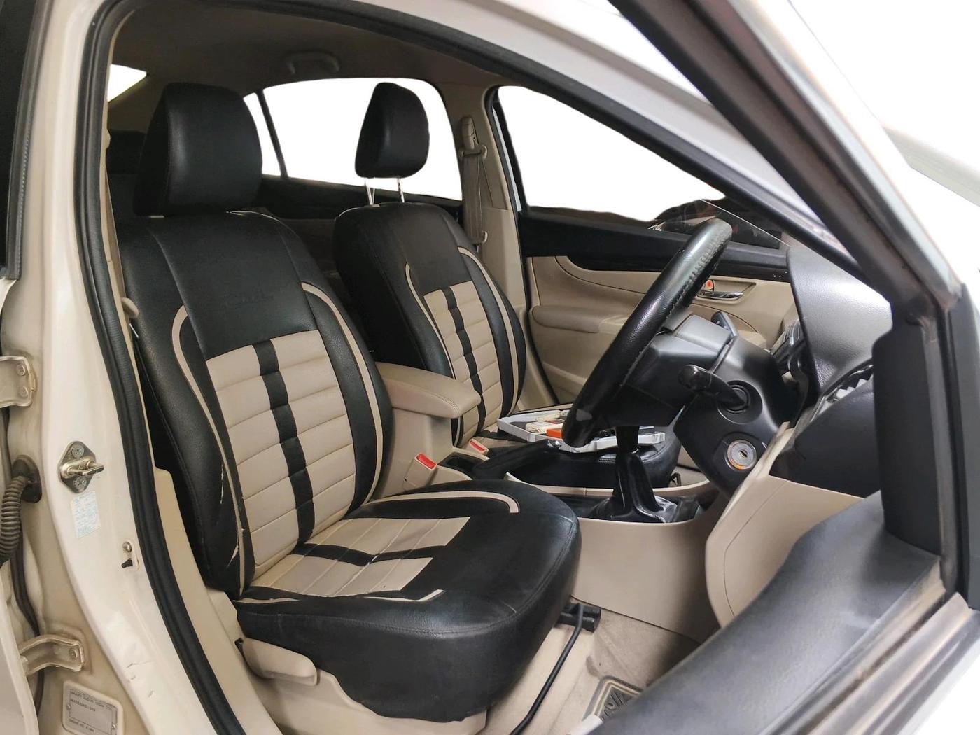 2014 Maruti Ciaz VXI, Petrol, Manual, 78,776 km, interior