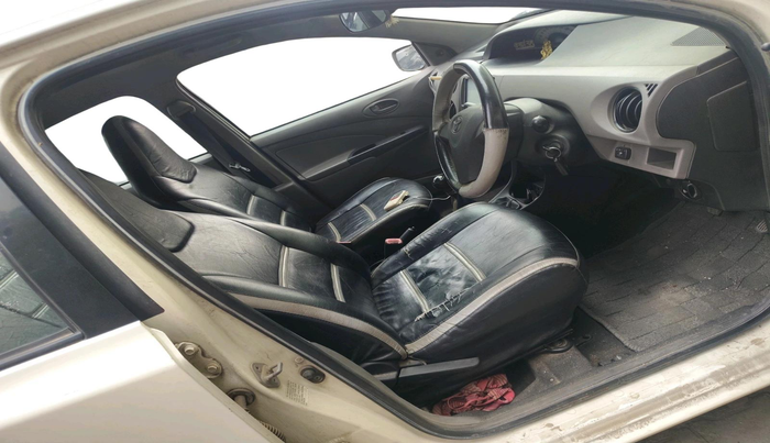 2011 Toyota Etios G, Petrol, Manual, 1,05,099 km, interior