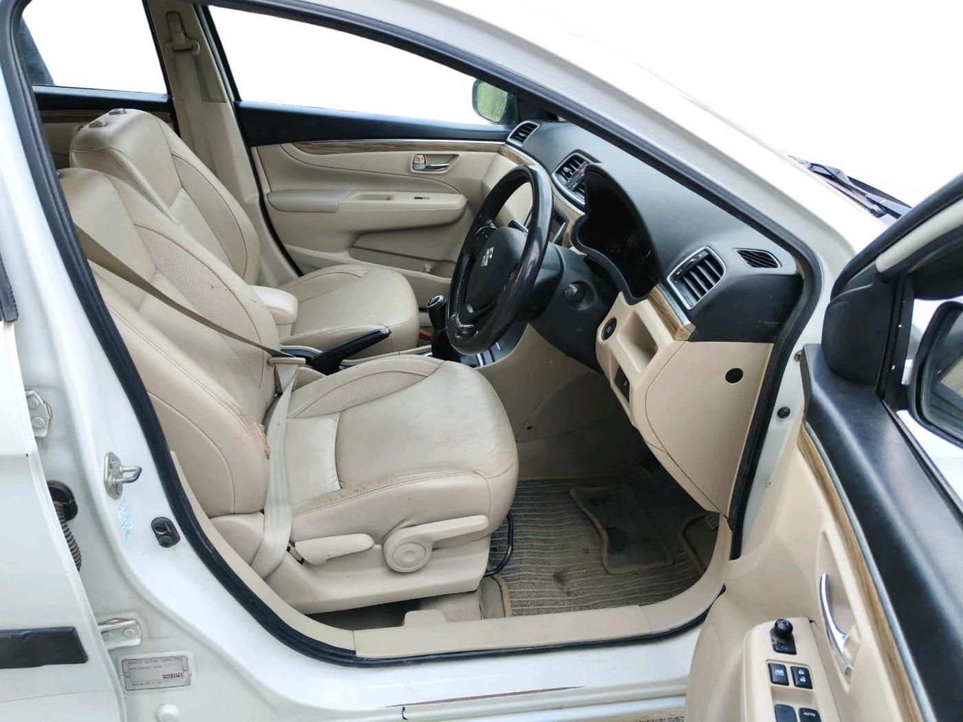 2019 Maruti Ciaz ALPHA 1.5 SHVS PETROL, Petrol, Manual, 88,597 km, interior