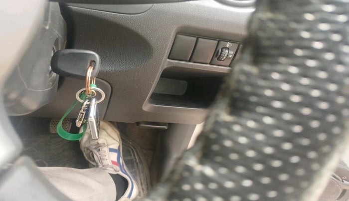 2016 Maruti Alto 800 LXI, Petrol, Manual, 33,155 km, interior