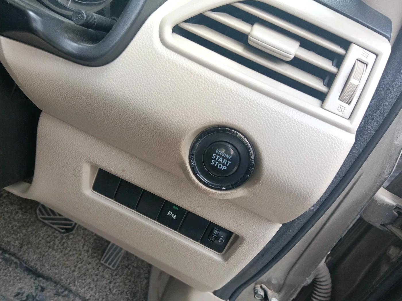 2017 Maruti Dzire ZXI AMT, Petrol, Automatic, 45,203 km, interior