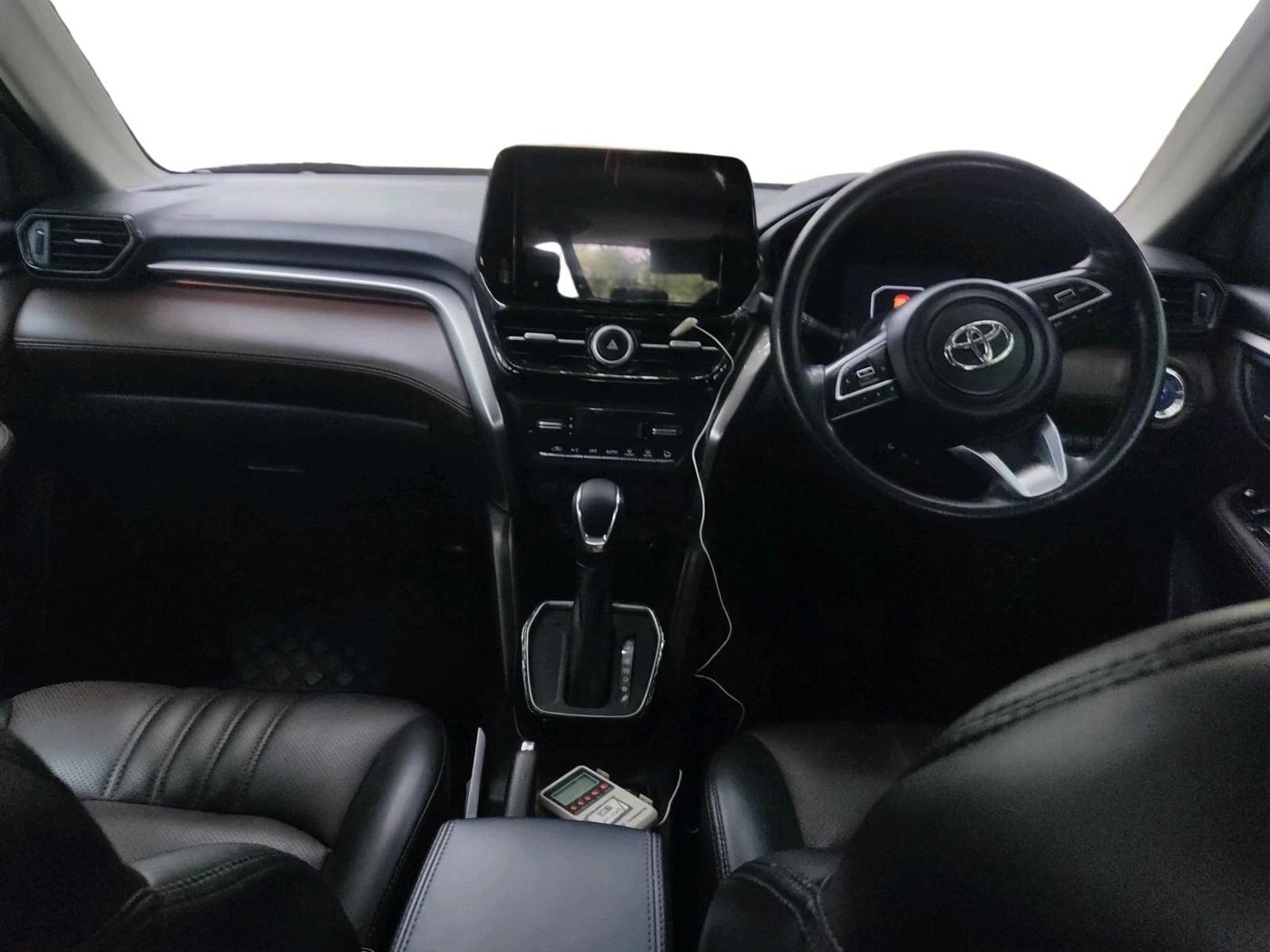2023 Toyota URBAN CRUISER HYRYDER G HYBRID, Hybrid, Automatic, 32,220 km, interior