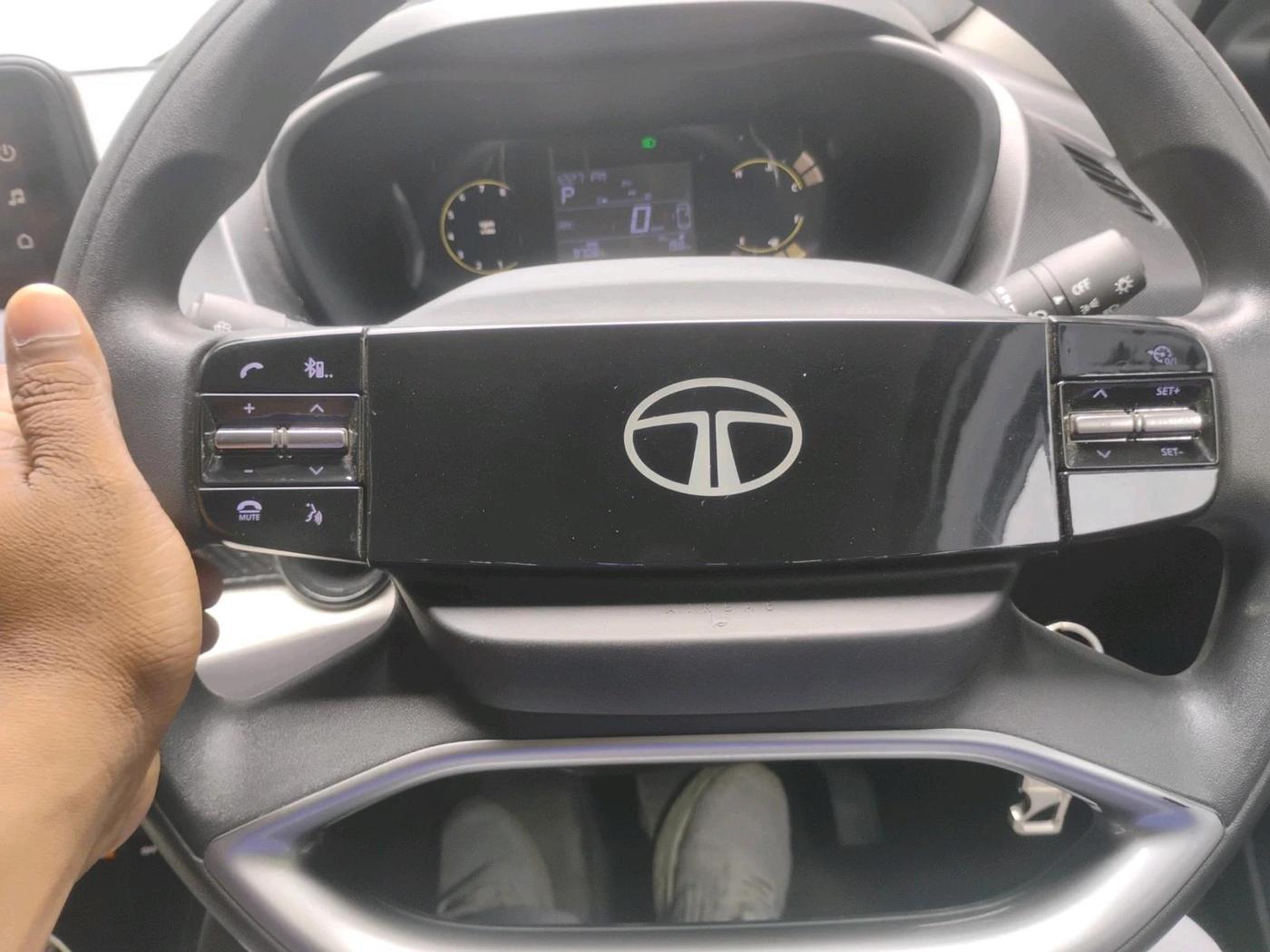 2025 Tata Curvv Pure Plus 1.2 Petrol 7DCA, Petrol, Automatic, 9,708 km, interior