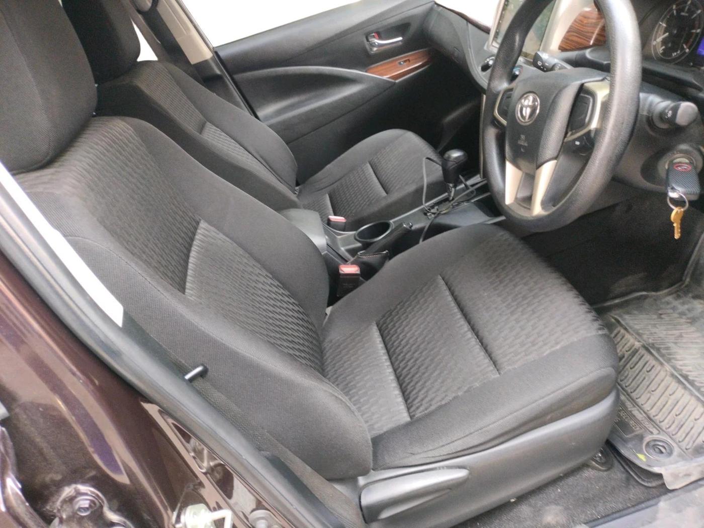2017 Toyota Innova Crysta 2.8 GX AT 7 STR, Diesel, Automatic, 82,295 km, interior