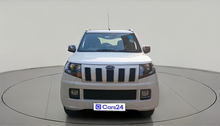 2017 Mahindra TUV300 T10, Diesel, Manual, 61,459 km, exterior
