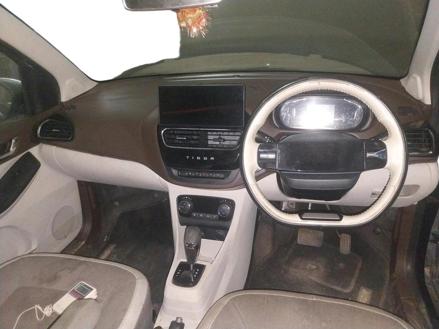 2025 Tata TIGOR XZA Plus iCNG , CNG, Automatic, 26,728 km, interior