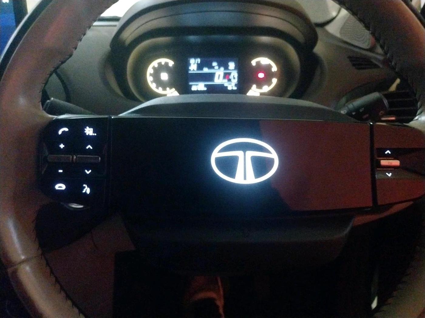 2025 Tata TIGOR XZA Plus iCNG , CNG, Automatic, 26,728 km, interior
