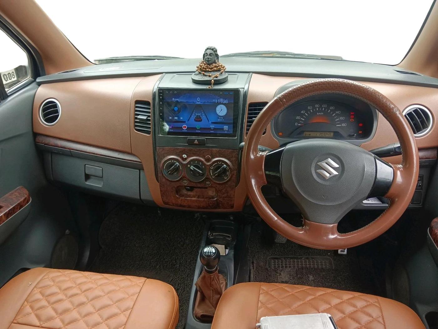 2011 Maruti Wagon R 1.0 LXI CNG, CNG, Manual, 2,03,249 km, interior
