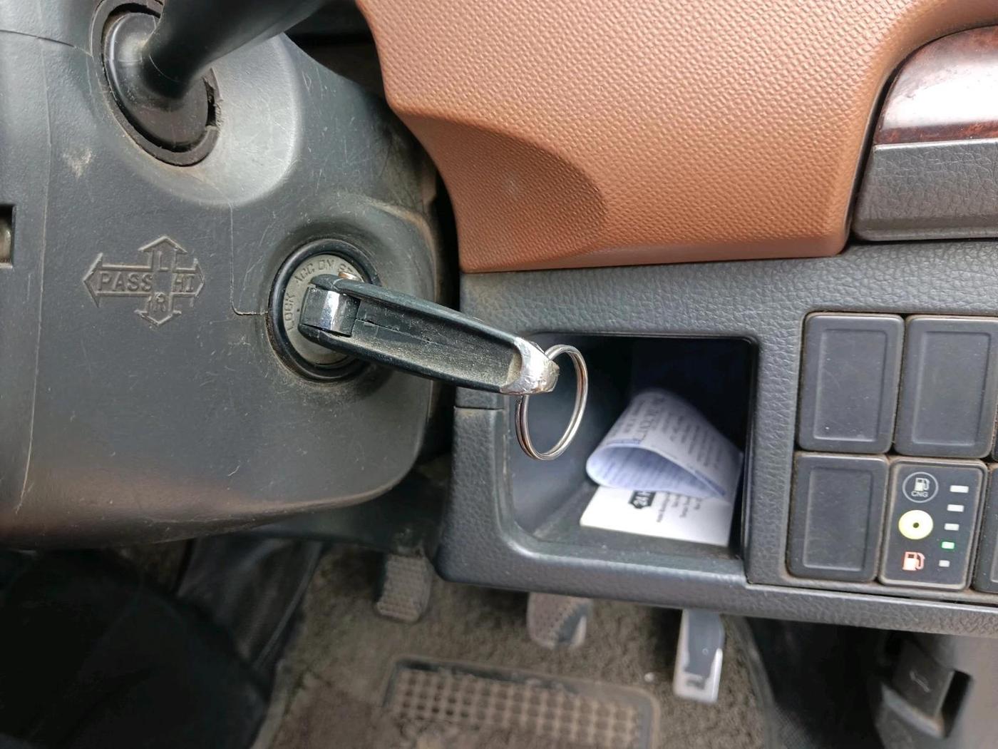 2011 Maruti Wagon R 1.0 LXI CNG, CNG, Manual, 2,03,249 km, interior