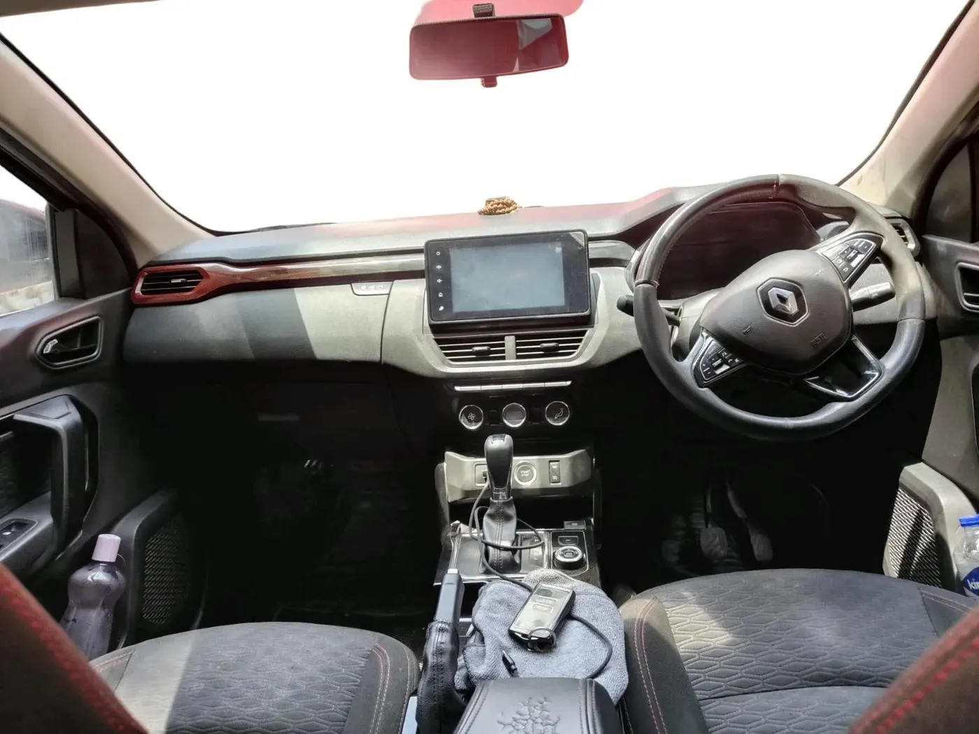 2022 Renault Kiger RXZ TURBO CVT, Petrol, Automatic, 1,09,440 km, interior