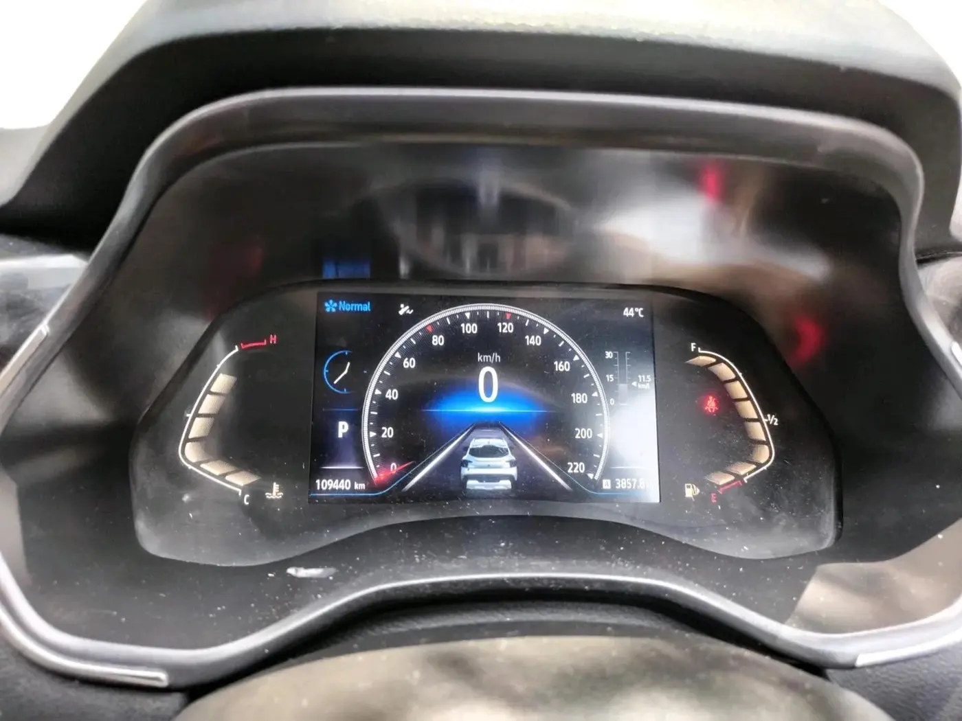 2022 Renault Kiger RXZ TURBO CVT, Petrol, Automatic, 1,09,440 km, interior