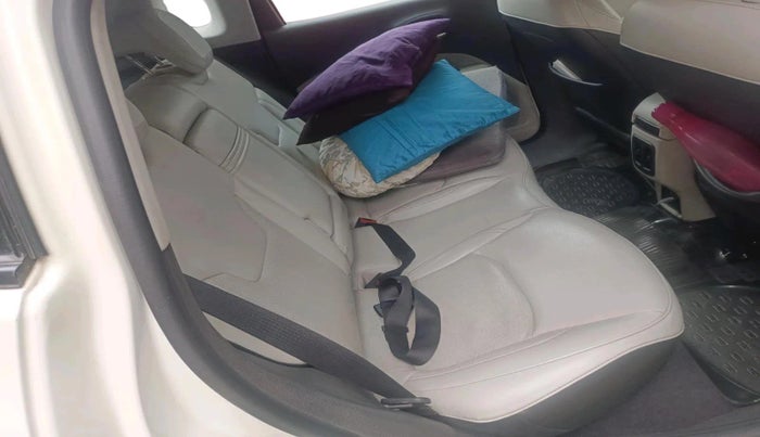 2017 Jeep Compass LIMITED 2.0 DIESEL, Diesel, Manual, 1,06,557 km, interior