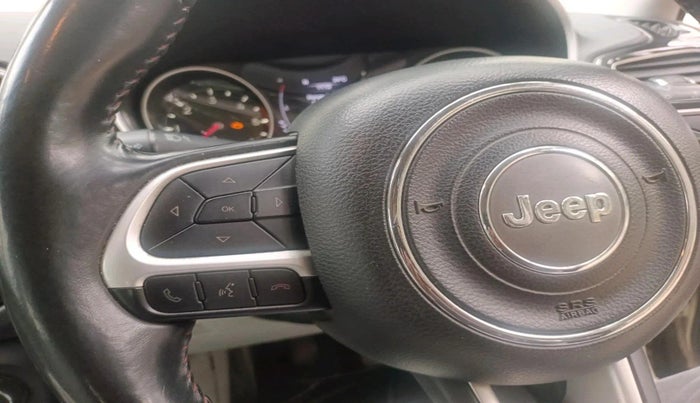 2017 Jeep Compass LIMITED 2.0 DIESEL, Diesel, Manual, 1,06,557 km, interior